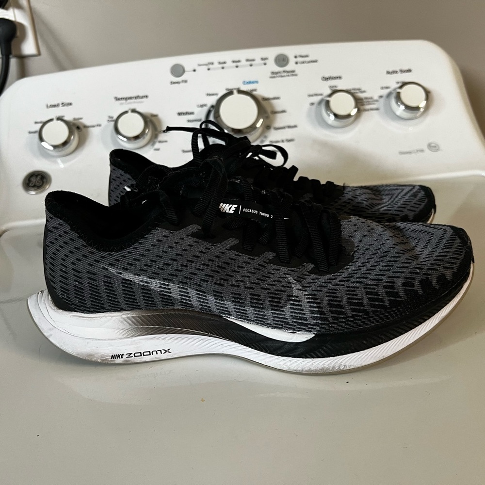 Nike Running Shoes Pegasus Turbo Shoes SIZE 8.5 WOMENS